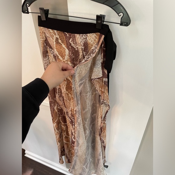 WOMENS HOUSE OF HARLOW SNAKESKIN WRAP SKIRT SIZE XS - Picture 7 of 11